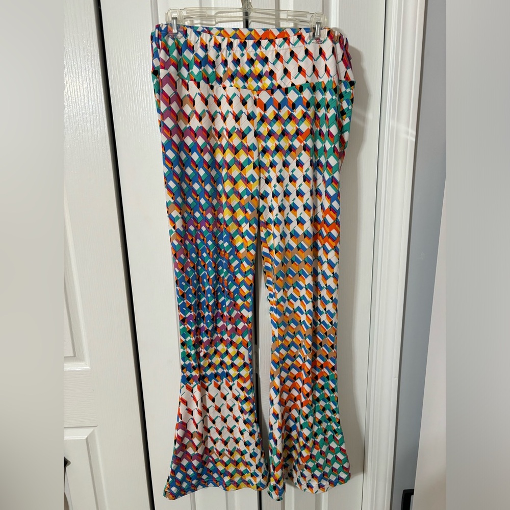 Women’s XL flare dress pants in multicolor pattern- Sunny Leigh brand